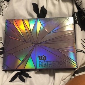 URBAN DECAY EYESHADOW KITS